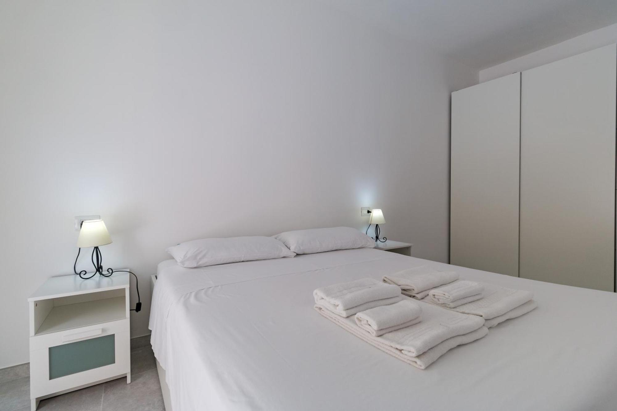 Appartamento Perla Bianca, Con Wifi E Air Con Cala Gonone Dış mekan fotoğraf